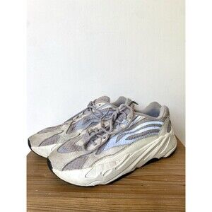 Adidas Yeezy Boost Sneakers 700 V2 Low Static Size 10 EF2829 Grey Shoes